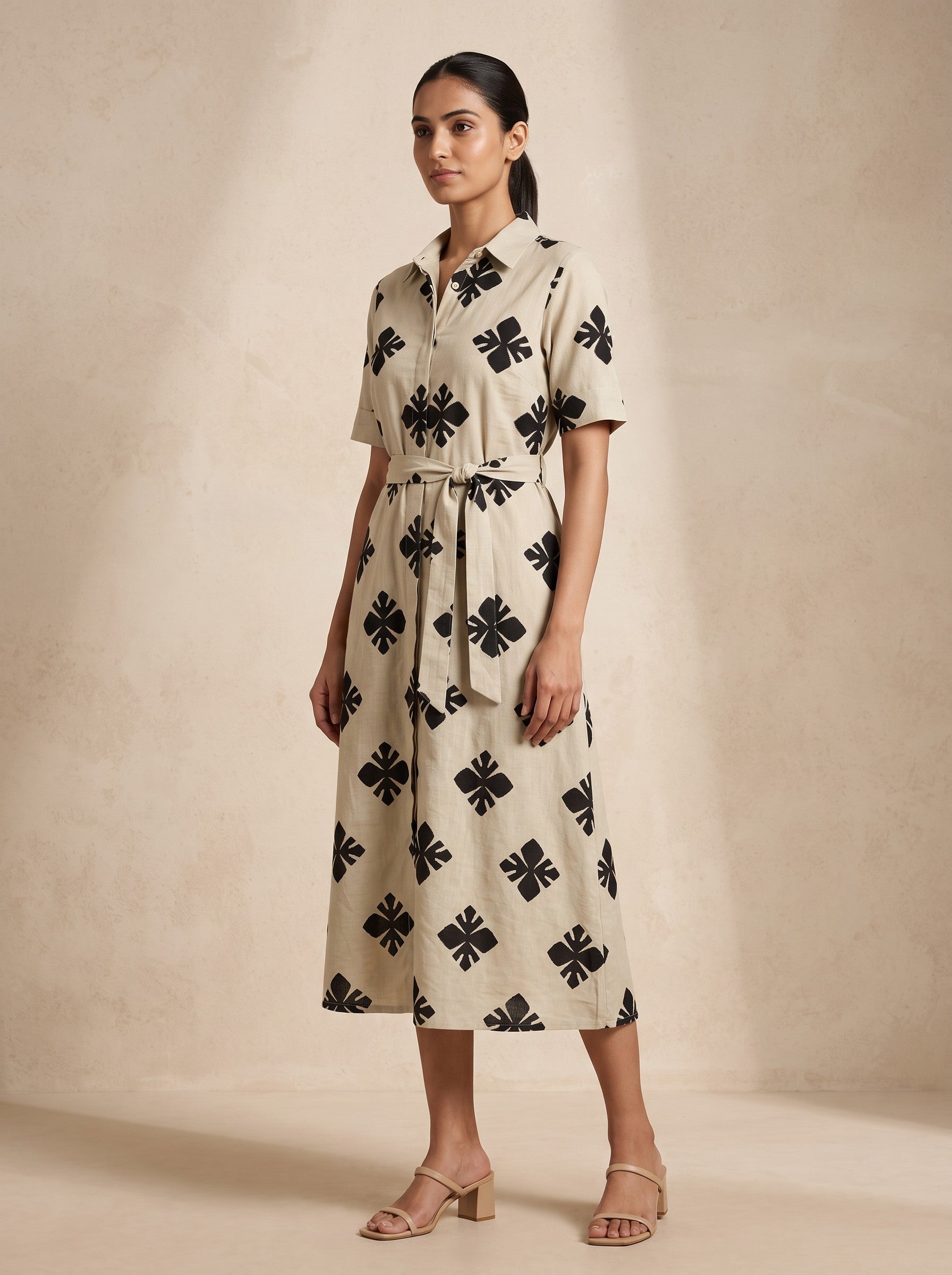 GLAMIRE FASHION Gray Printed Collared Slim Fit Cotton Blend Dress – image 1