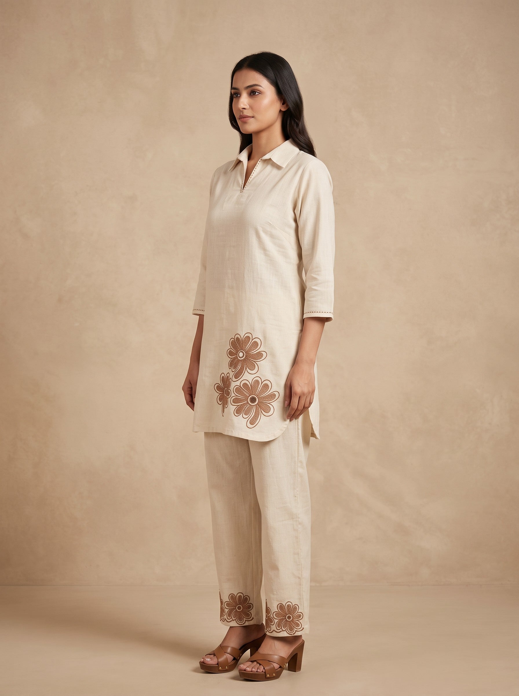GLAMIRE FASHION Khadi Cotton Blend Collared Floral Kurti Set – image 4